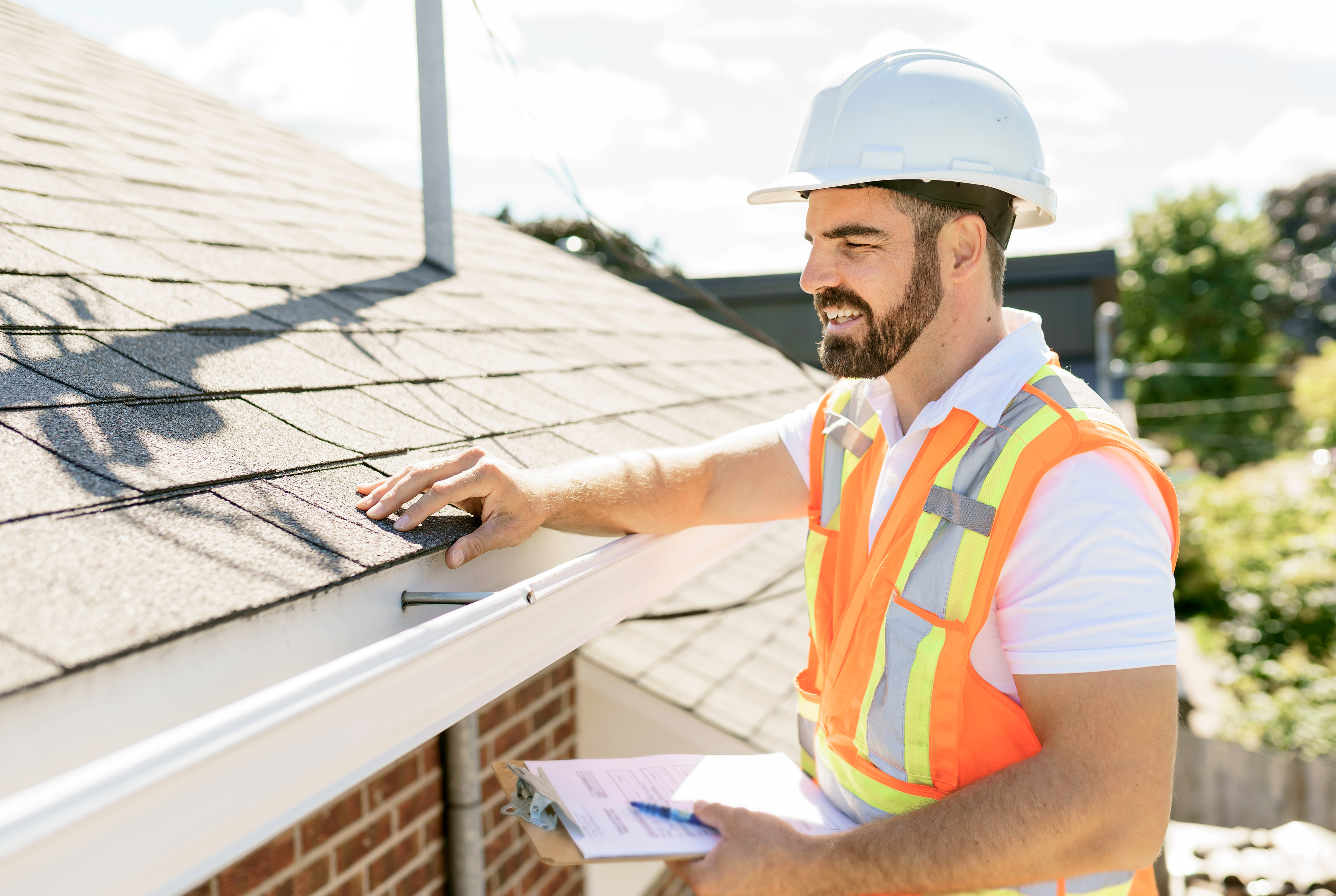 Maintaining Wyoming Commercial Roofs Through Seasonal Extremes